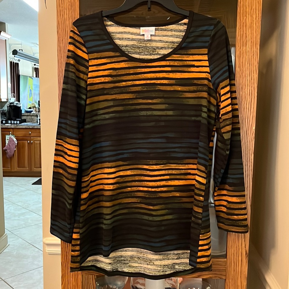 Long sleeve tee